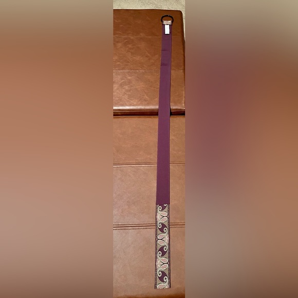 Women’s Purple and Gold Paisley Pattern Belt - Picture 4 of 4